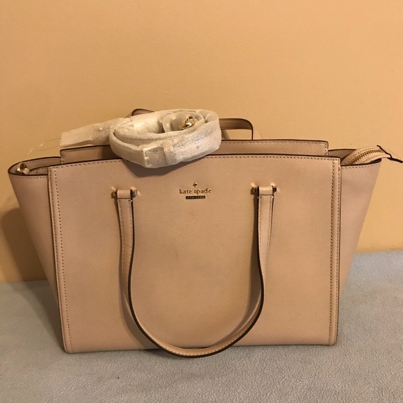 Purse - Picture 2 of 4